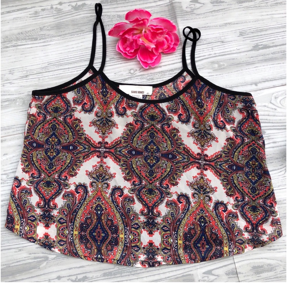 Cropped top with spaghetti straps ❤️